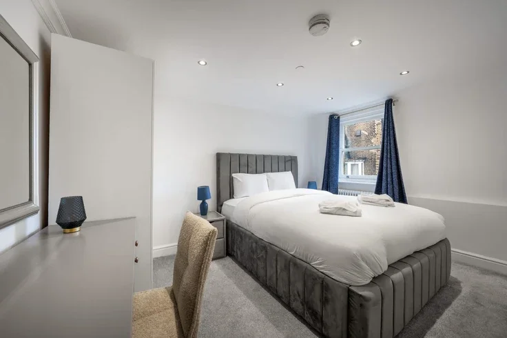 Flat Westbourne Terrace in City of Westminster