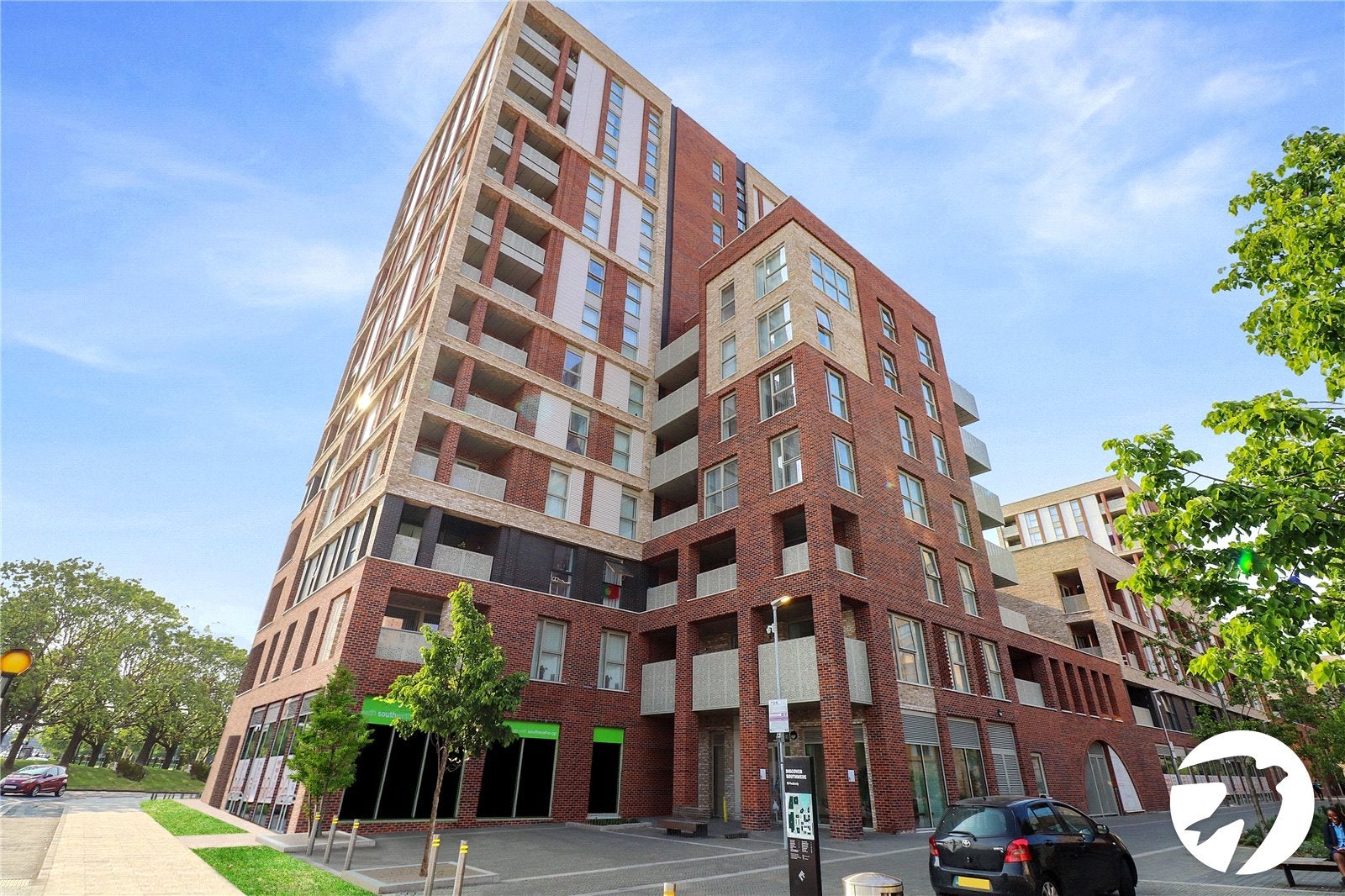 Flat Harrow Manorway in Greater London