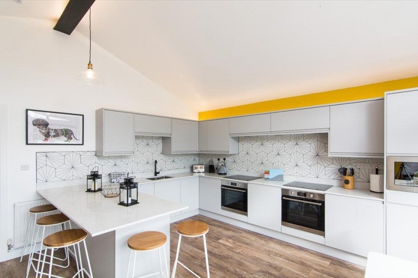 Room New Vale Road in Gedling
