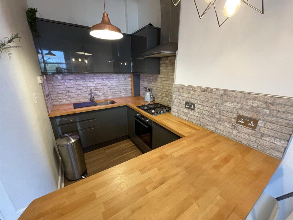 Flat New Mart Road in City of Edinburgh