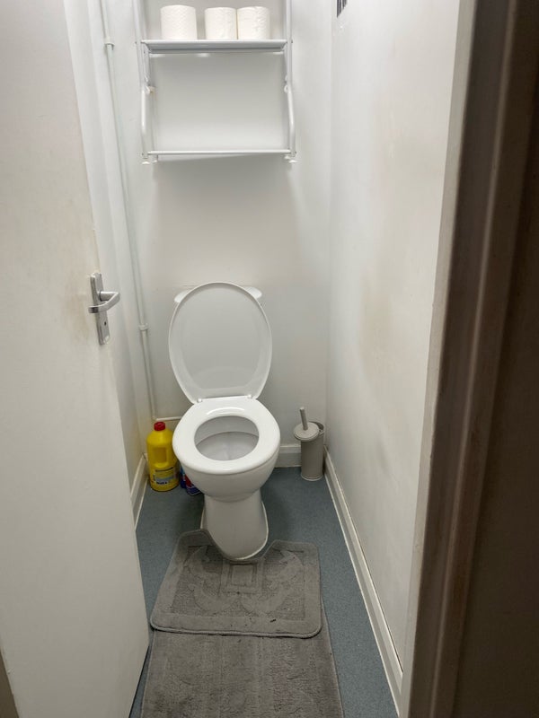 Room Dartford Street in Greater London