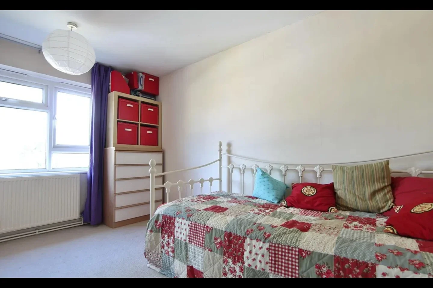 Flat South Street in Greater London
