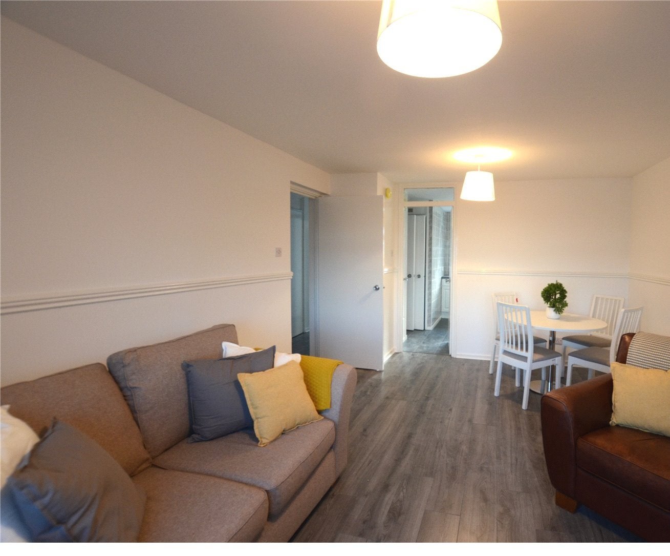Flat MacLean Square in Glasgow