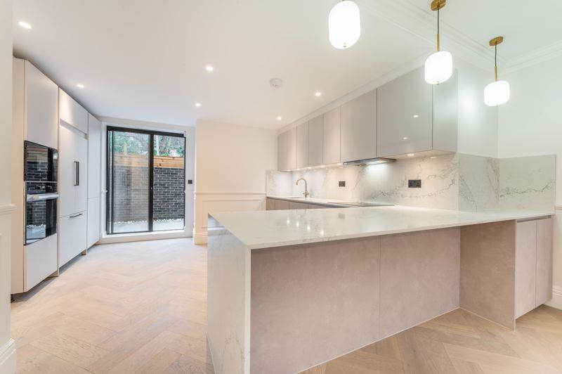 Flat Temple Fortune Lane in Greater London