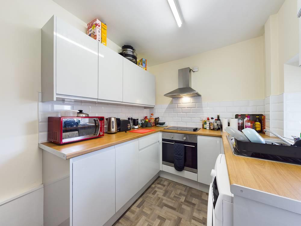 Room Langley Road in Lancaster