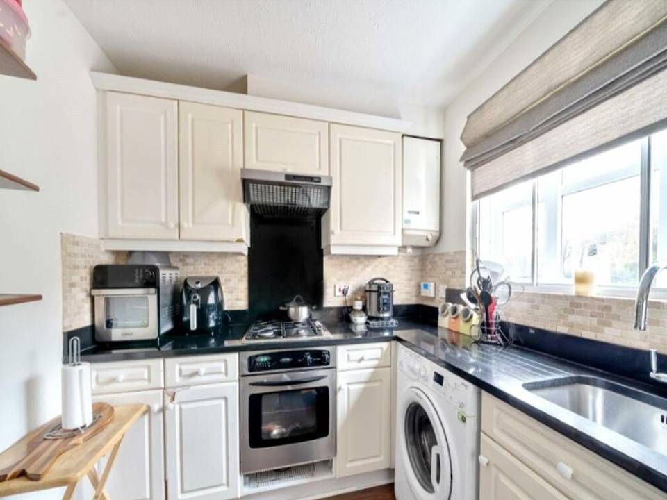 House Lory Ridge in Surrey Heath
