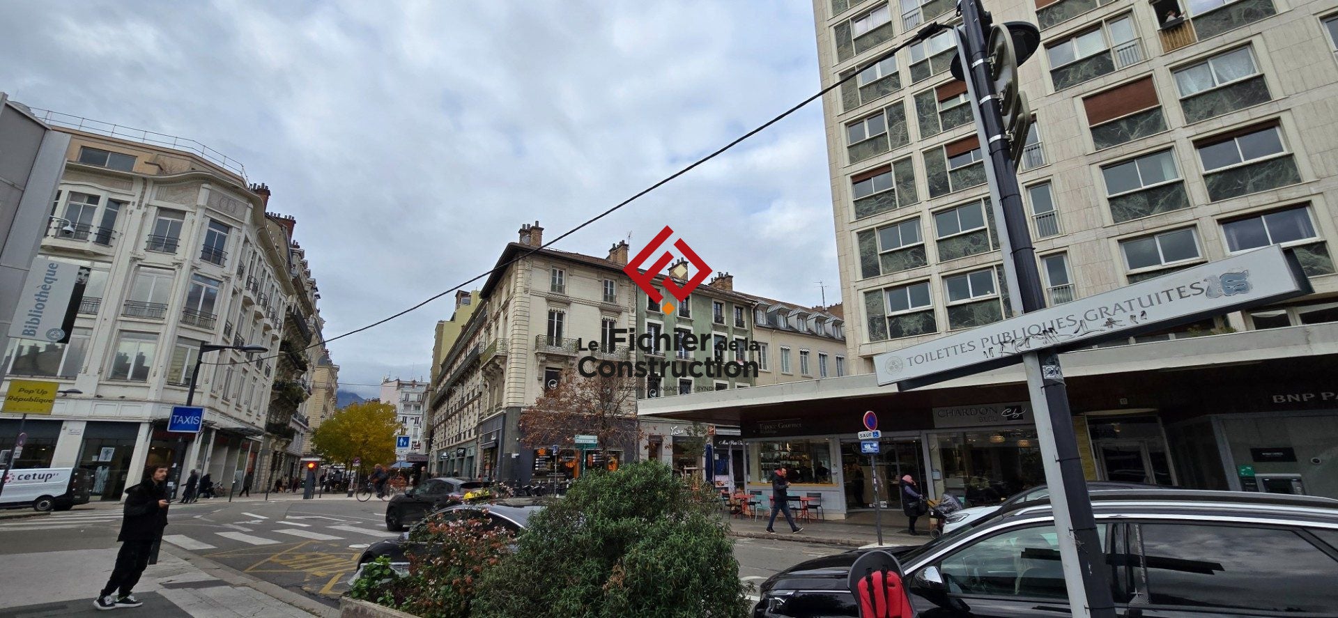 Flat Rue Charles Tartari in Grenoble