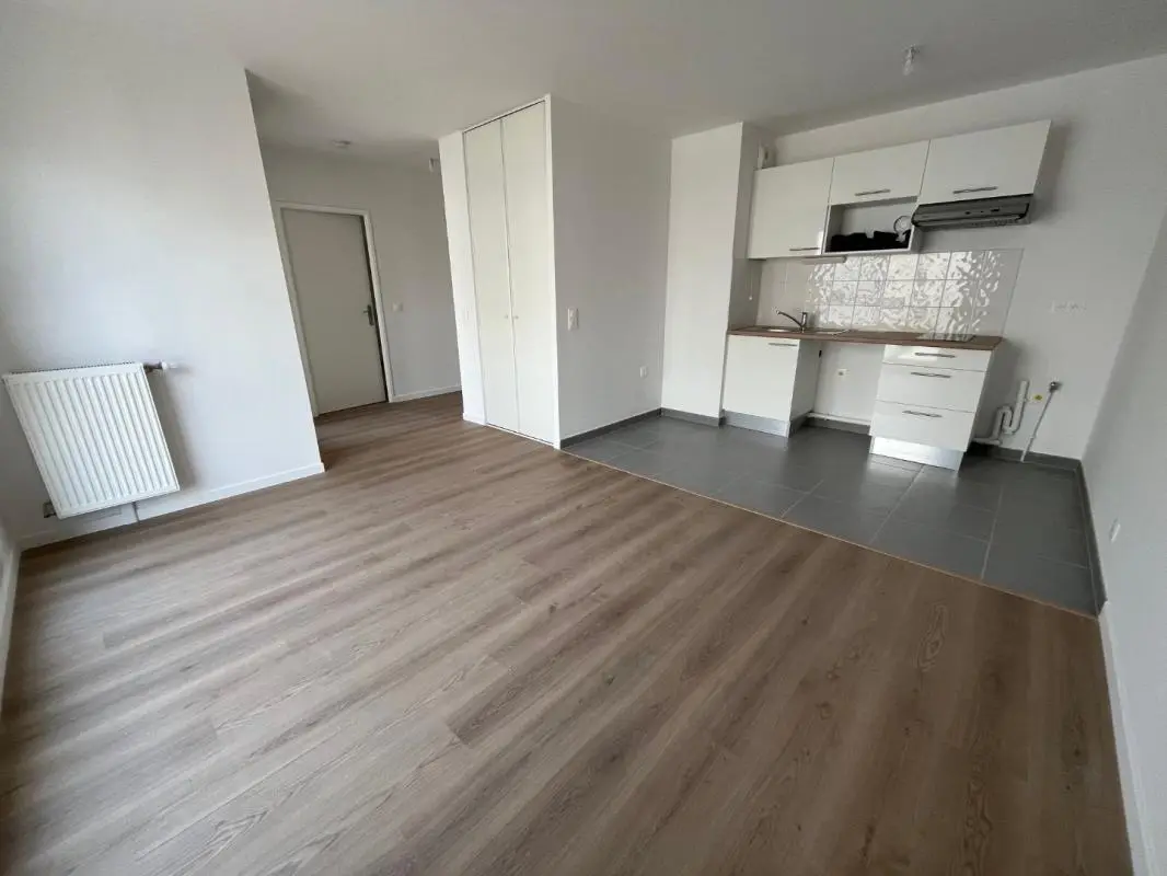 Flat Rue Mansart in Plaisir