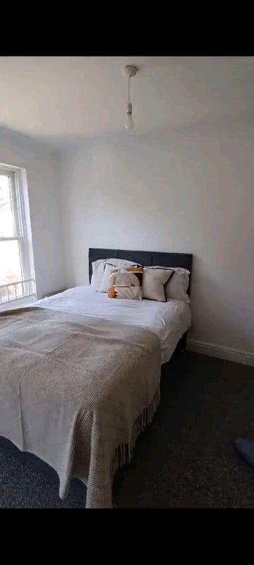 Room Silk Street in Ipswich
