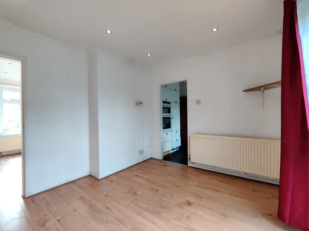 House Pinewood Close in Greater London