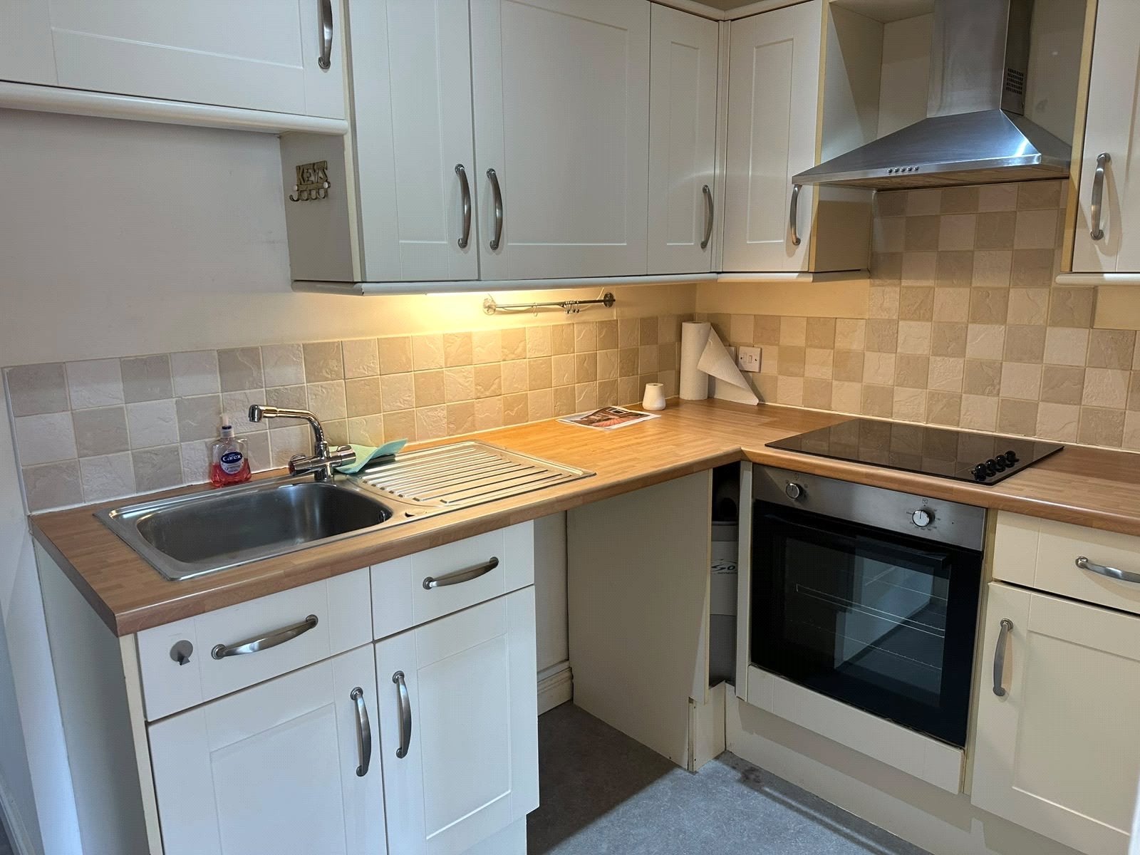 Flat Trewnern drive in Lichfield