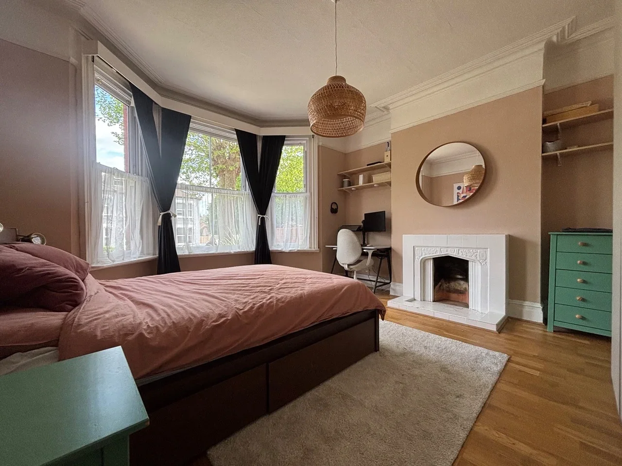Flat St Augustine's Avenue in Greater London