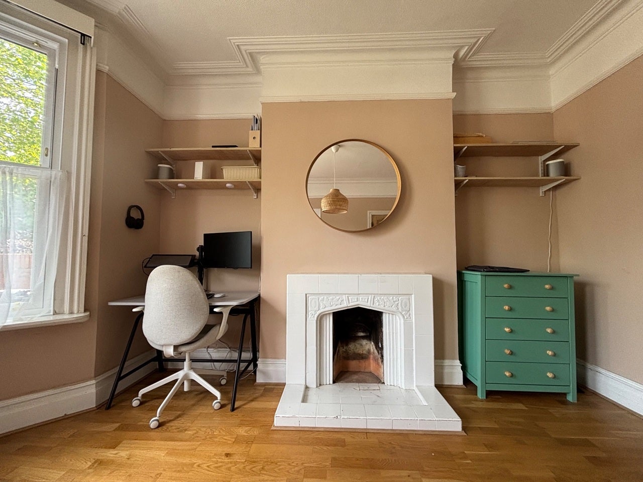 Flat St Augustine's Avenue in Greater London