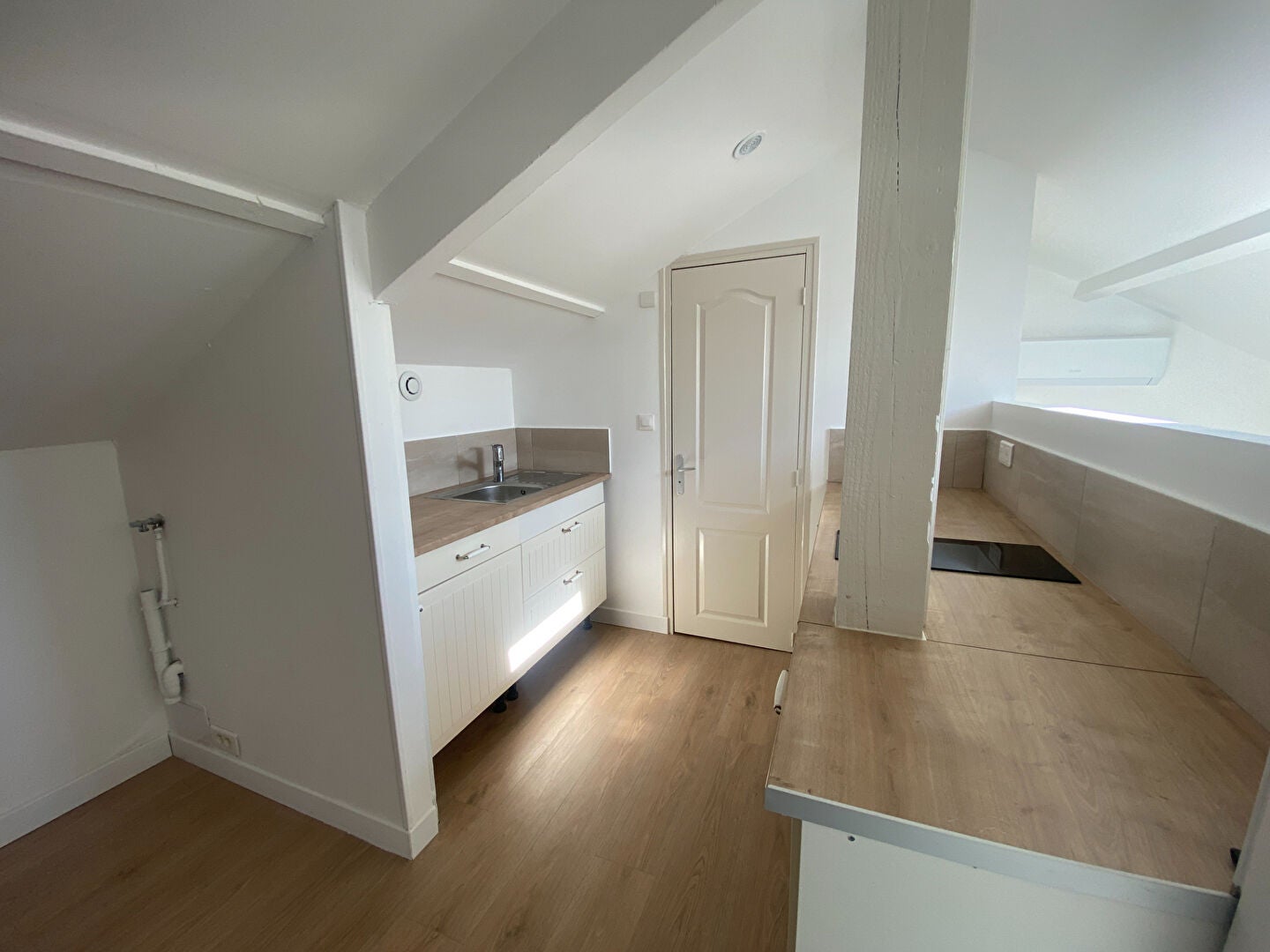 Appartement Place Léon Cassé à Corbeil-Essonnes