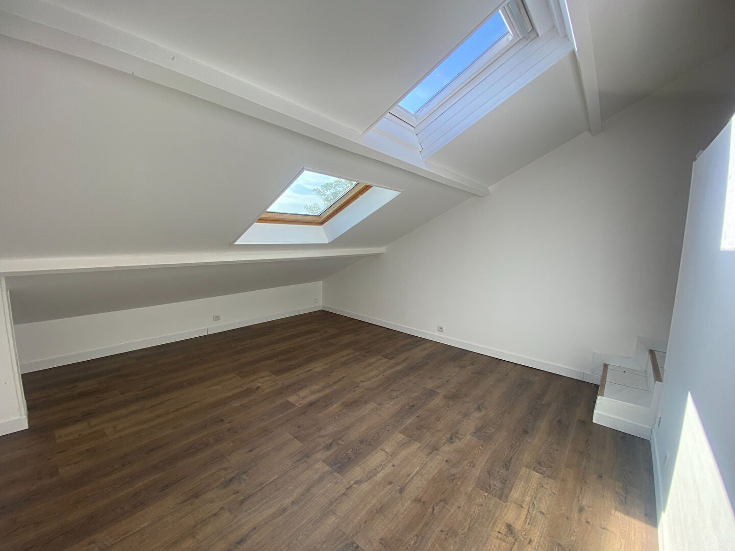 Appartement Place Léon Cassé à Corbeil-Essonnes