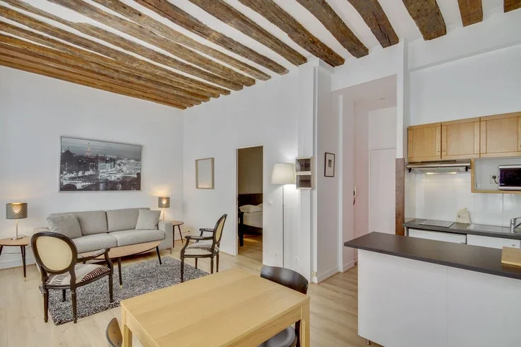Flat Rue Saint-Sauveur in Paris