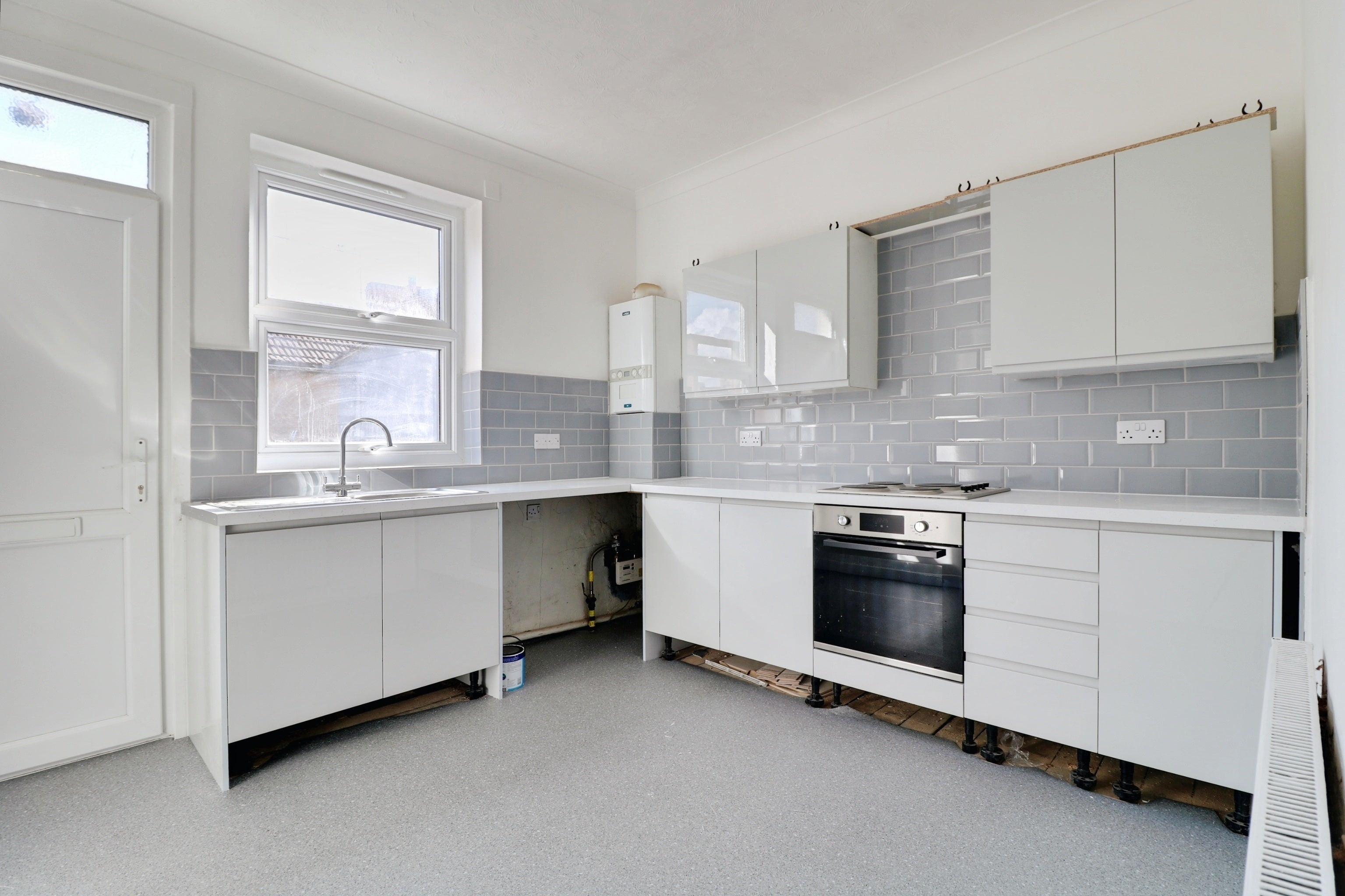 Flat Esplanade Gardens in Southend-on-Sea