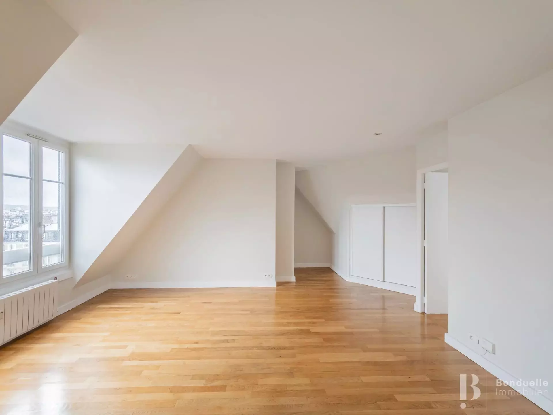 Flat Boulevard Exelmans in Paris