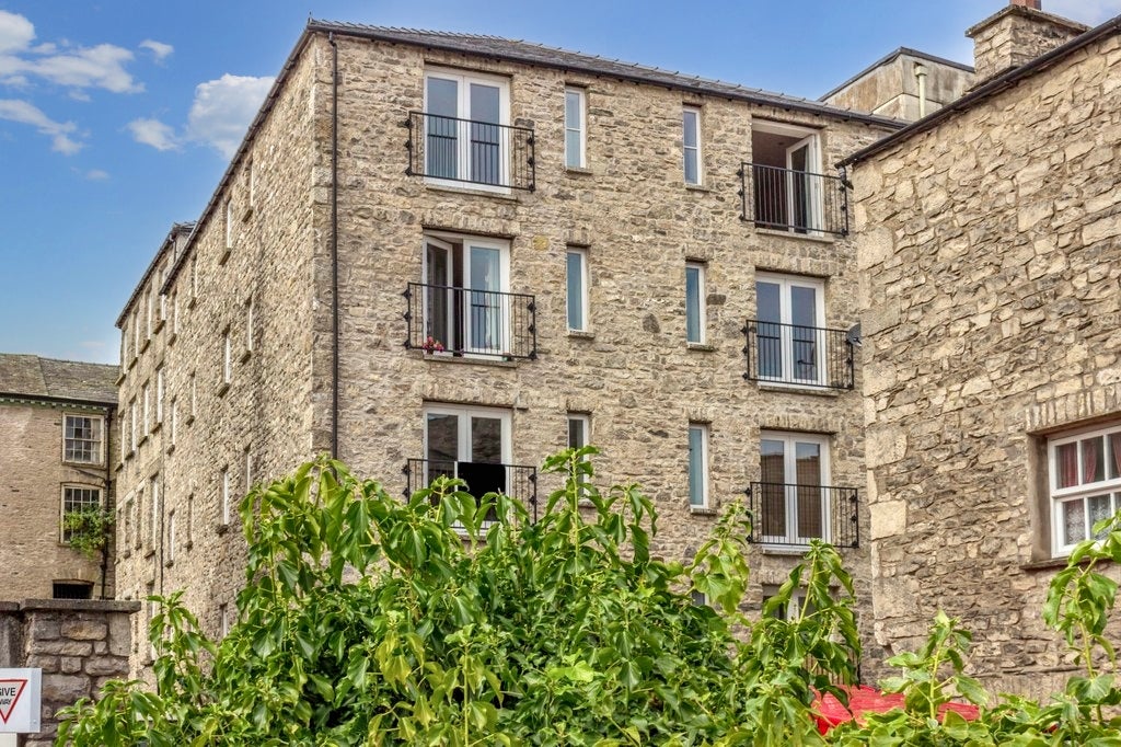 Flat Yard 5 in Kendal