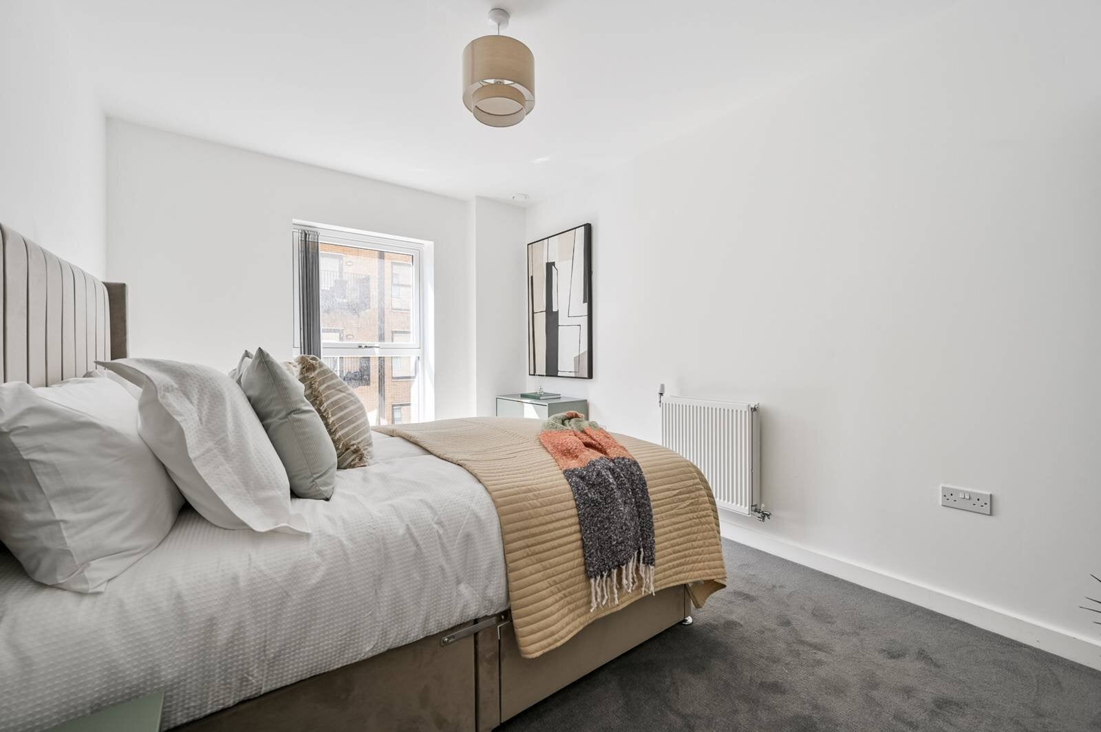 Flat Rolfe Terrace in Greater London