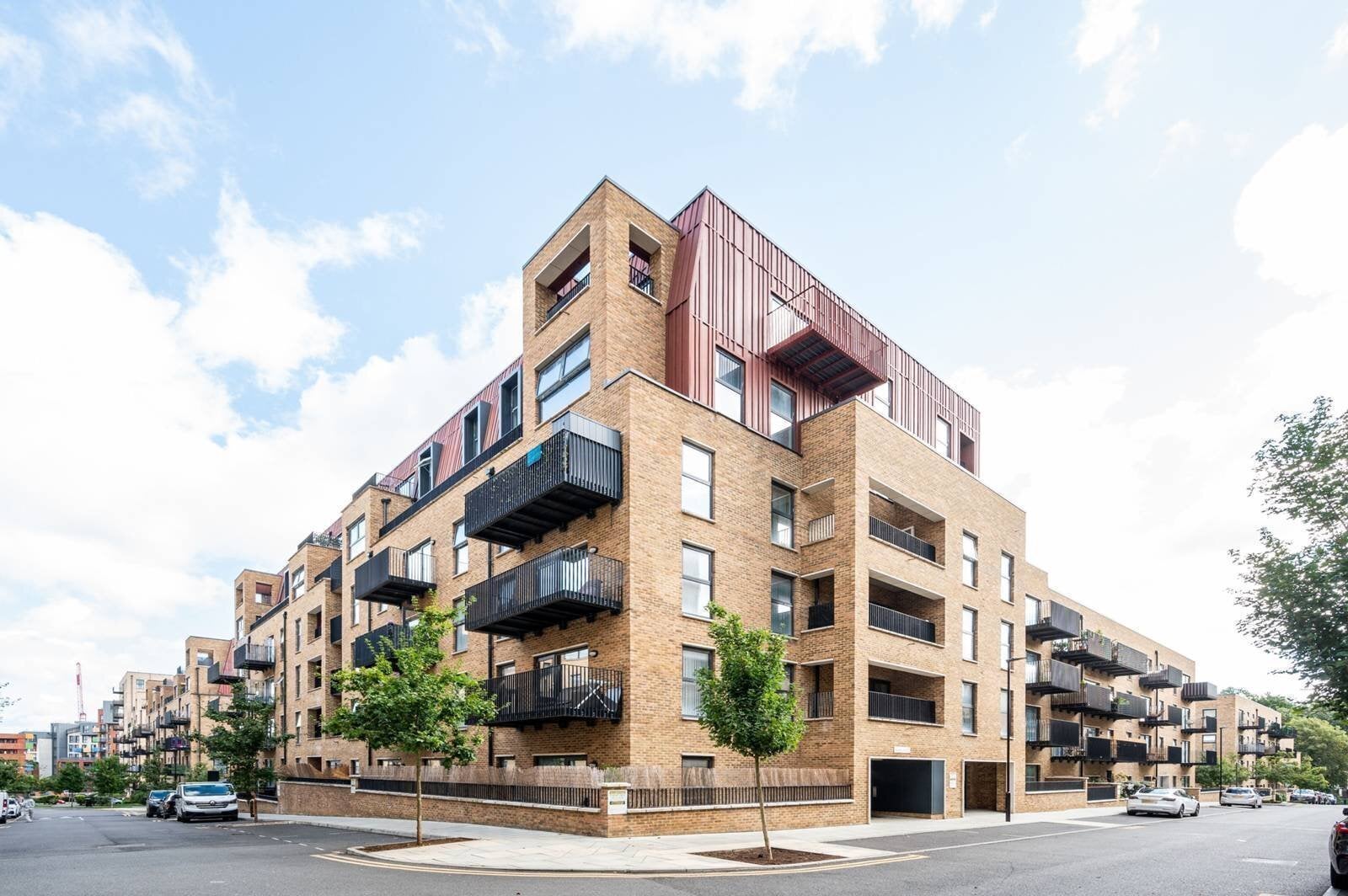 Flat Rolfe Terrace in Greater London