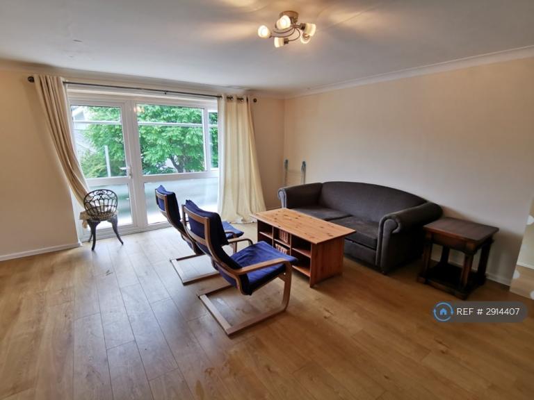 Flat Claverton Down Road in Bath