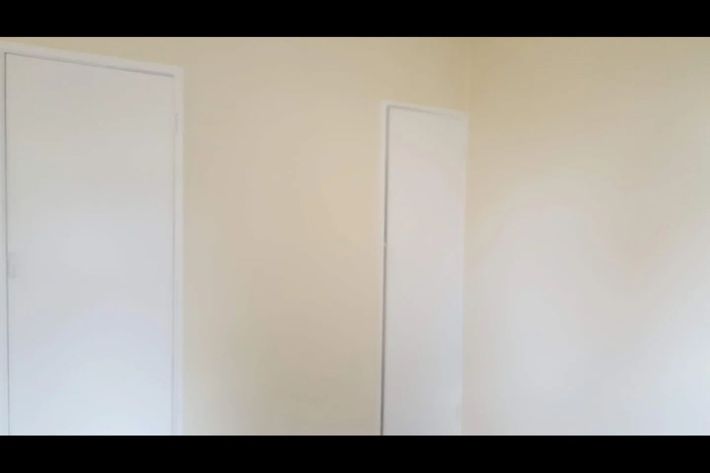 Flat Eynsham Drive in Greater London