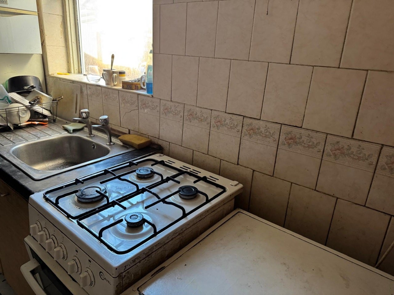 Room Hounslow Road in Greater London