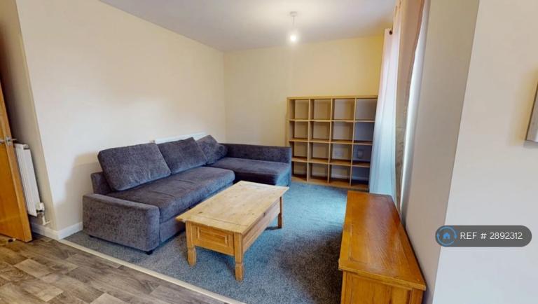 Flat Russell Street in Nottingham