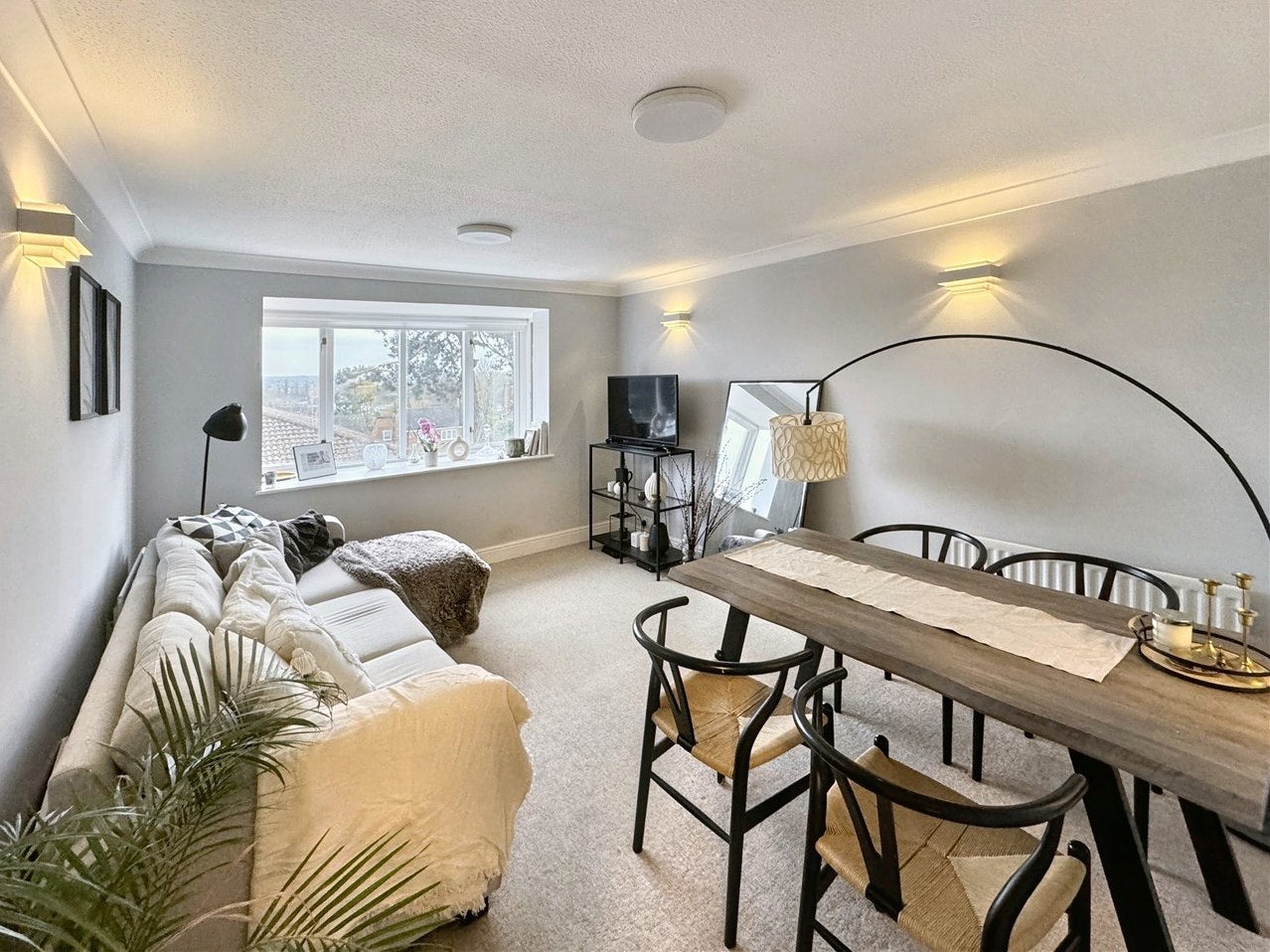 Flat Widmore Road in Greater London