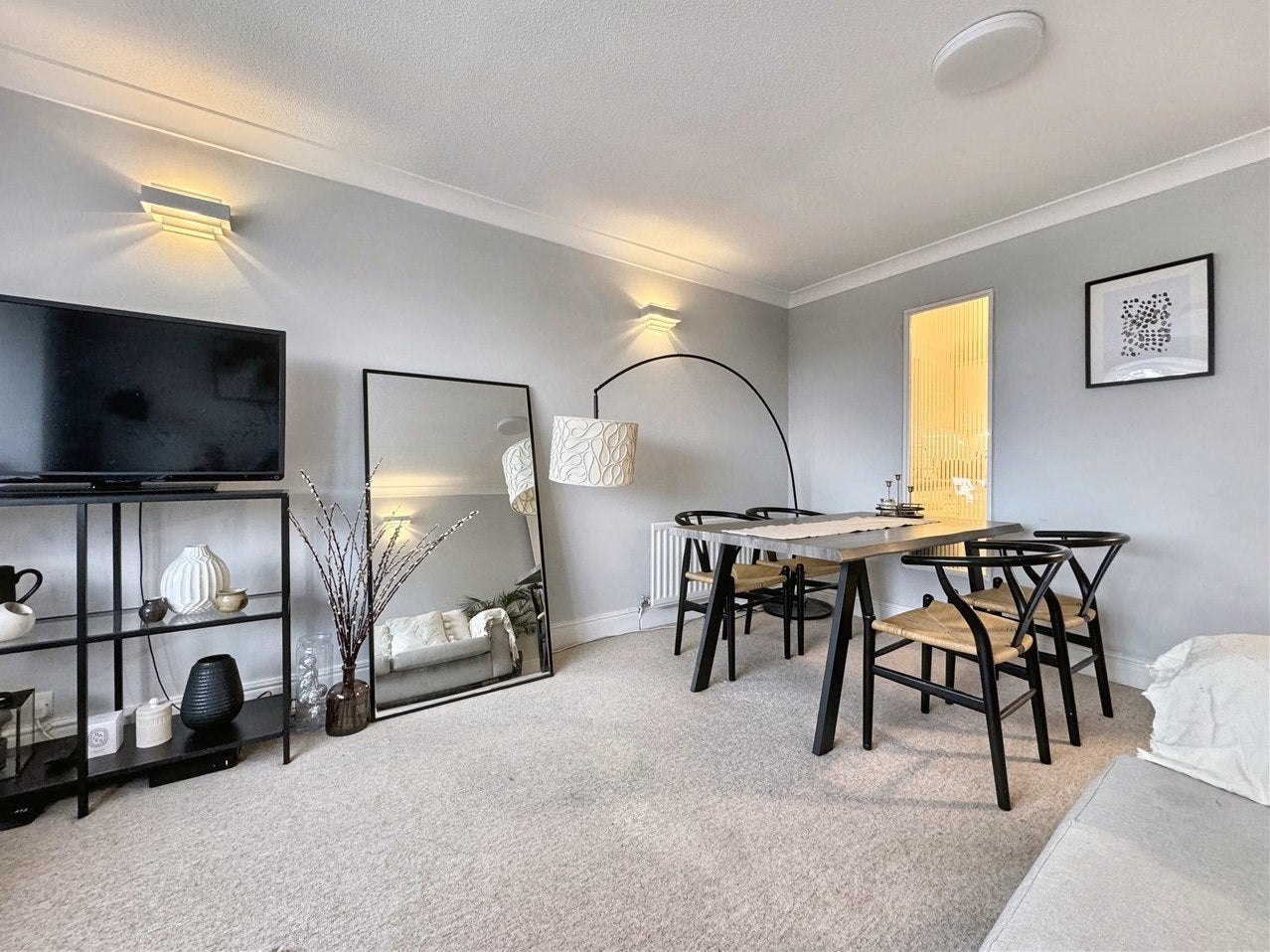 Flat Widmore Road in Greater London