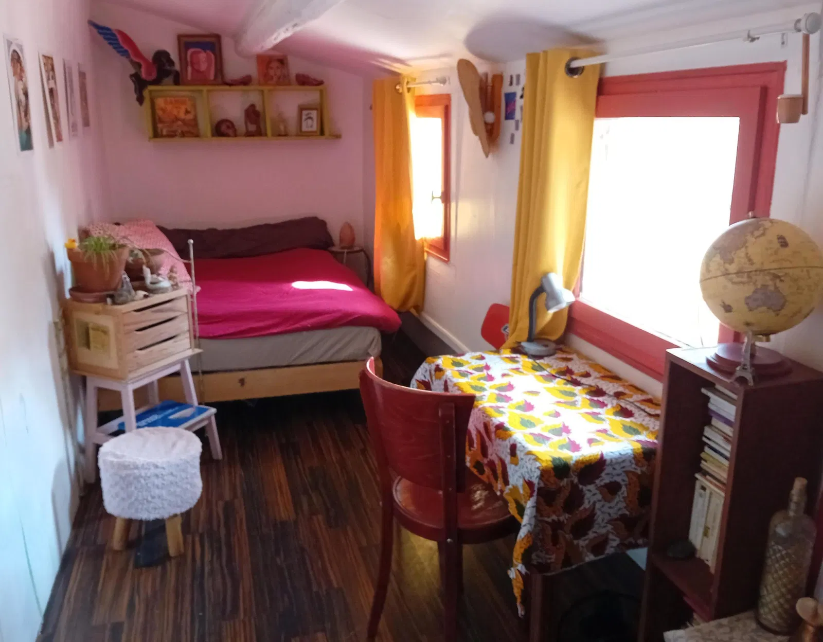 Room Rue Mireille Lauze in Aubagne