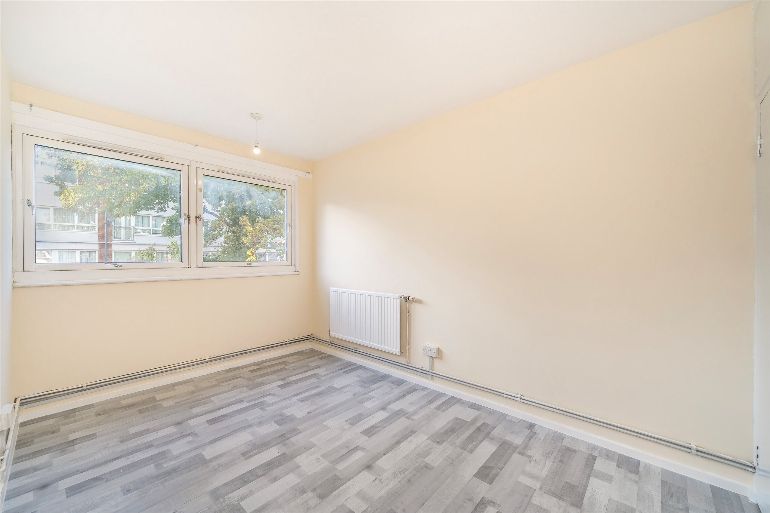 Flat Robert Street in Greater London