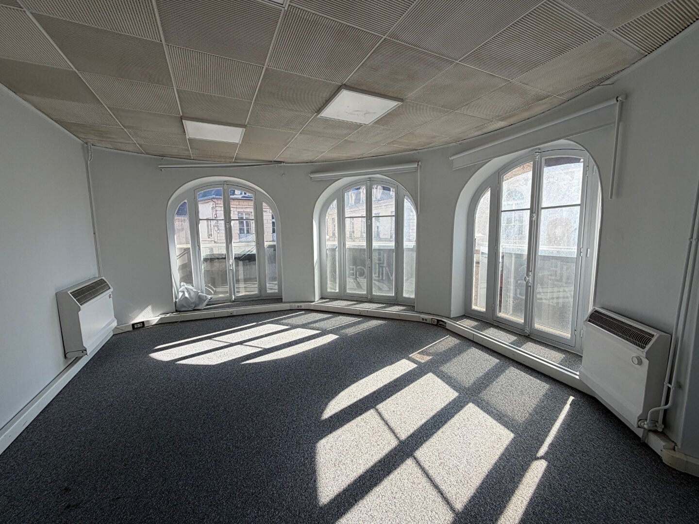 Flat Place François Rude in Dijon