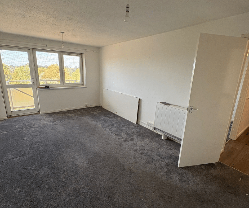 Flat Sawyers Close in Windsor