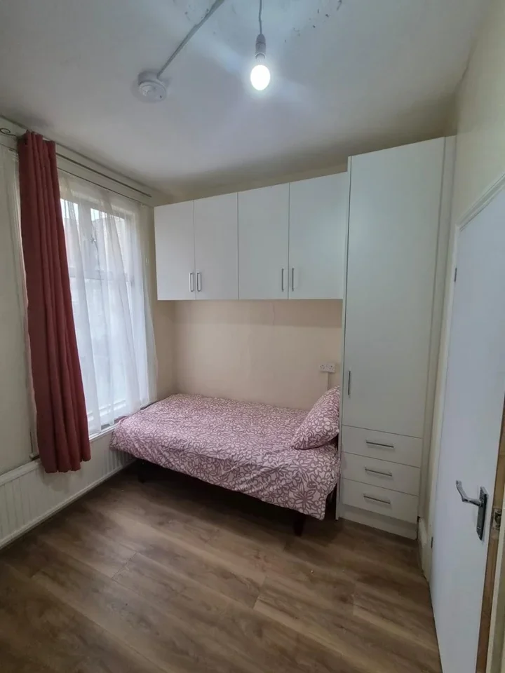Flat Park Ridings in Greater London