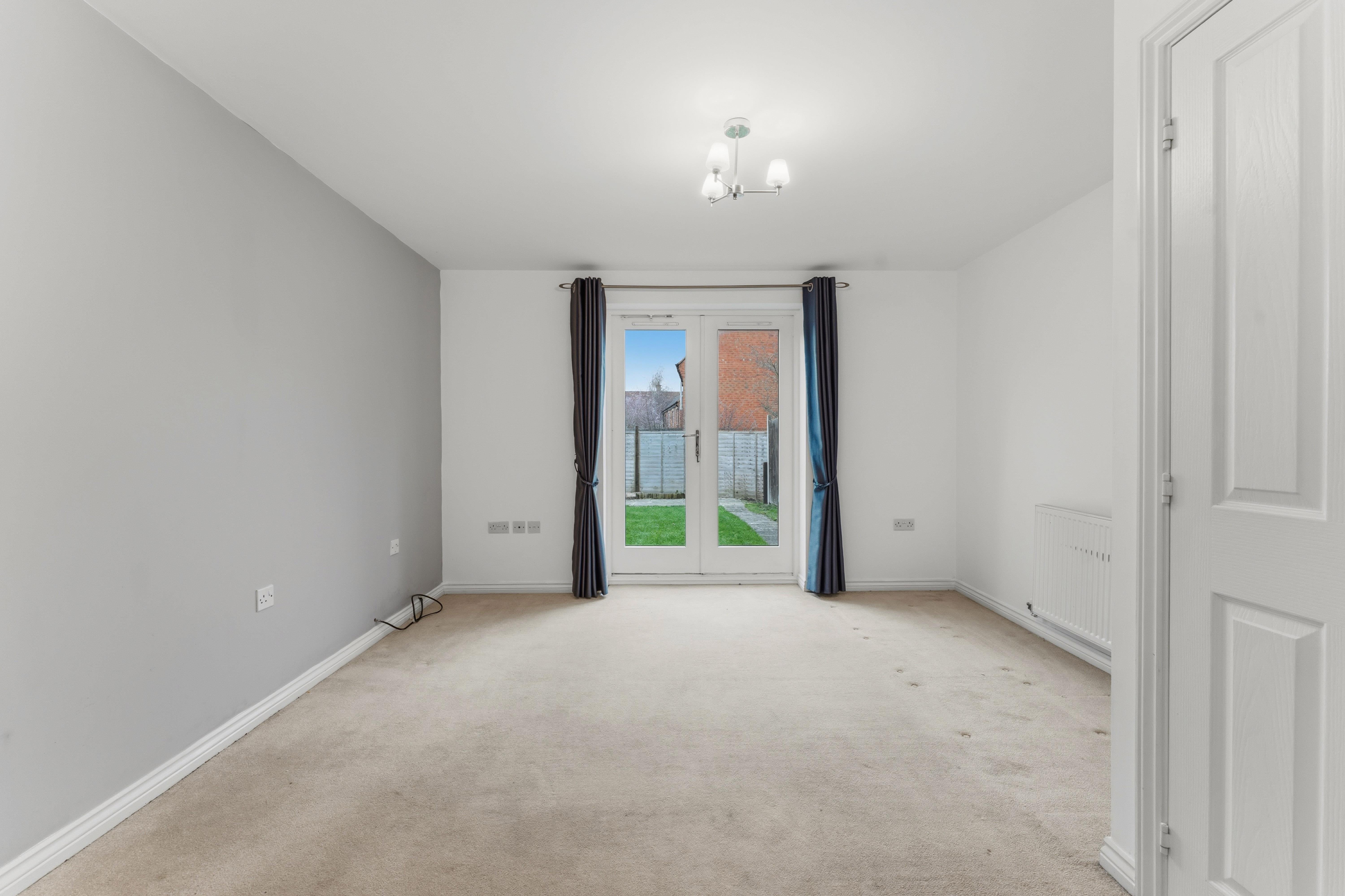 House Long Breech in Mawsley