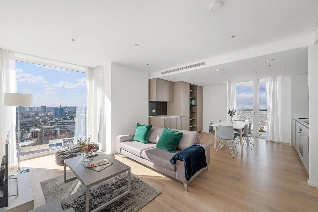 Room York Place in Greater London