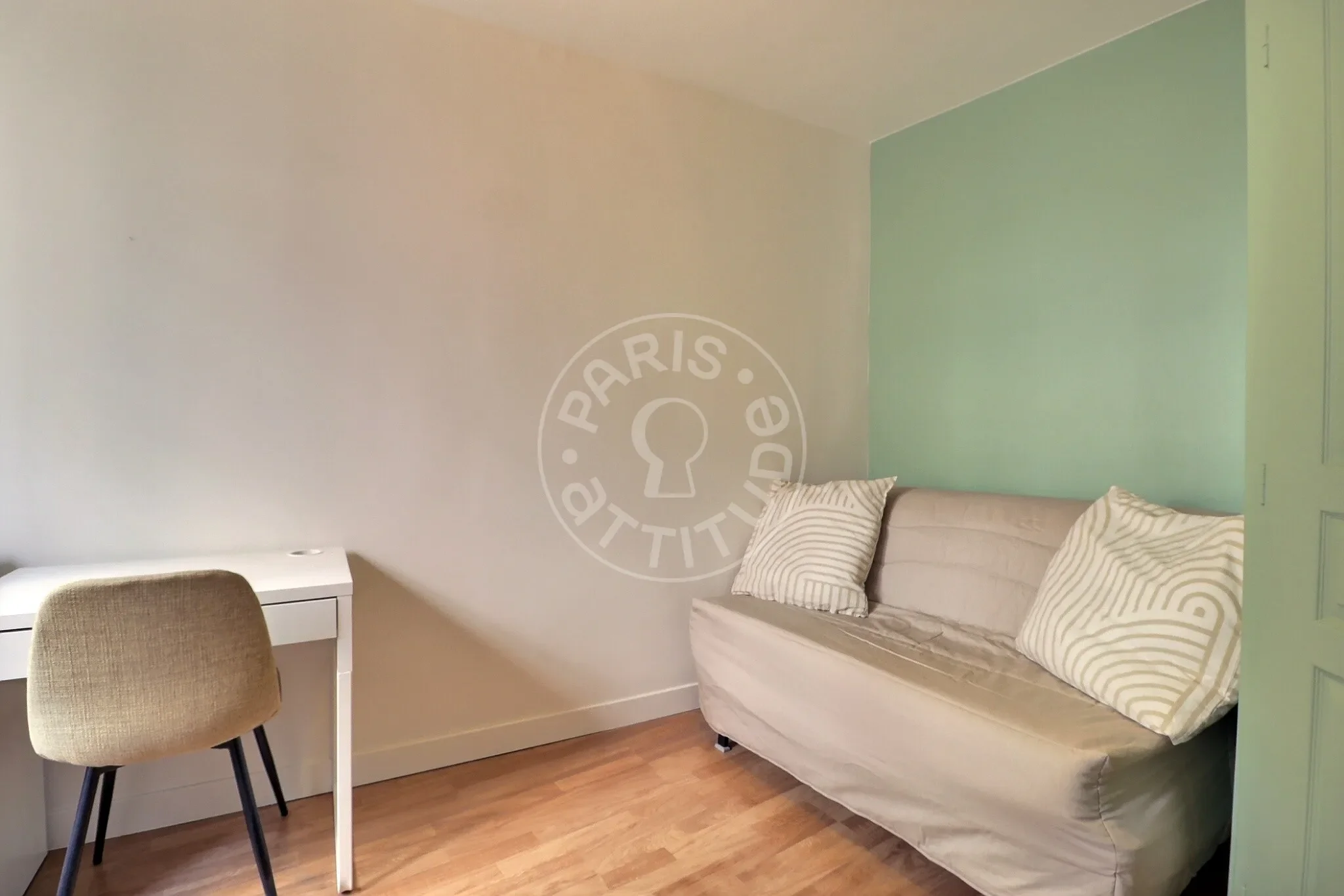 Flat Rue Beauregard in Paris