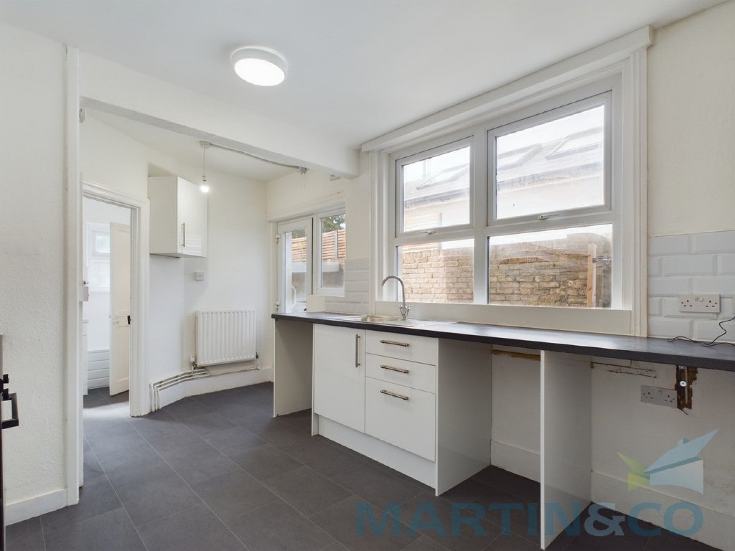Flat Leighton Road in Portslade by Sea