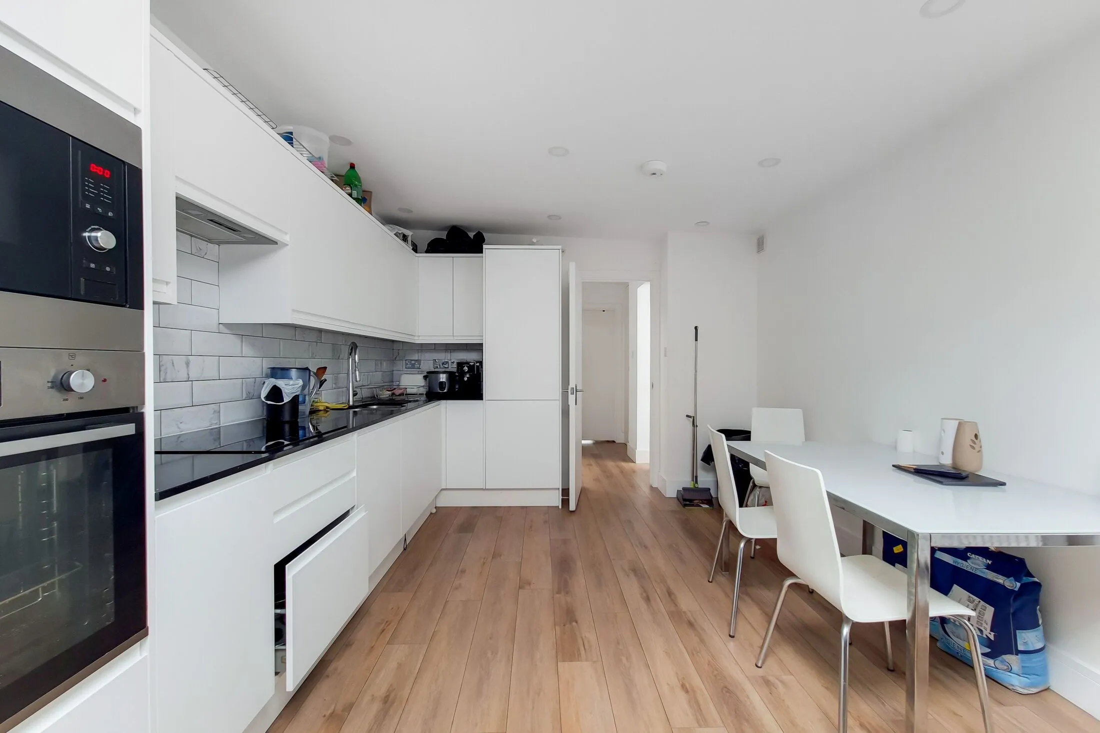 Flat Camberwell Road in Greater London