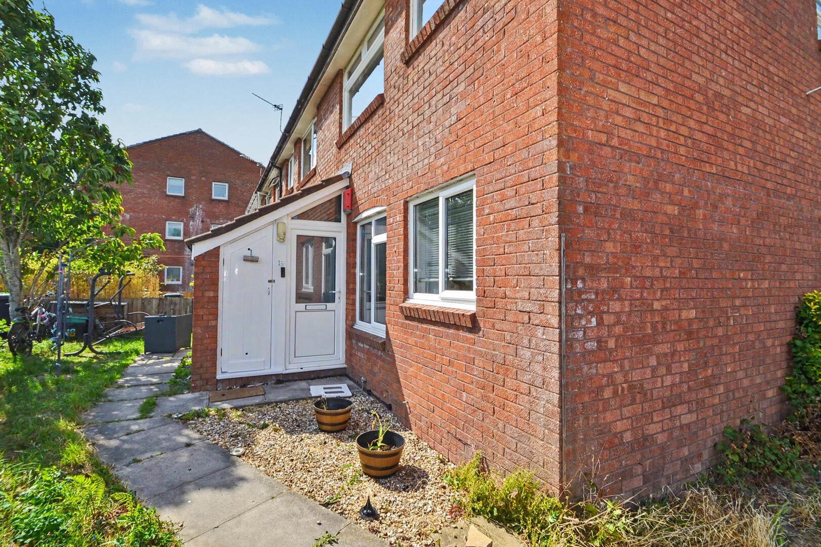 Flat Central Way in Clevedon