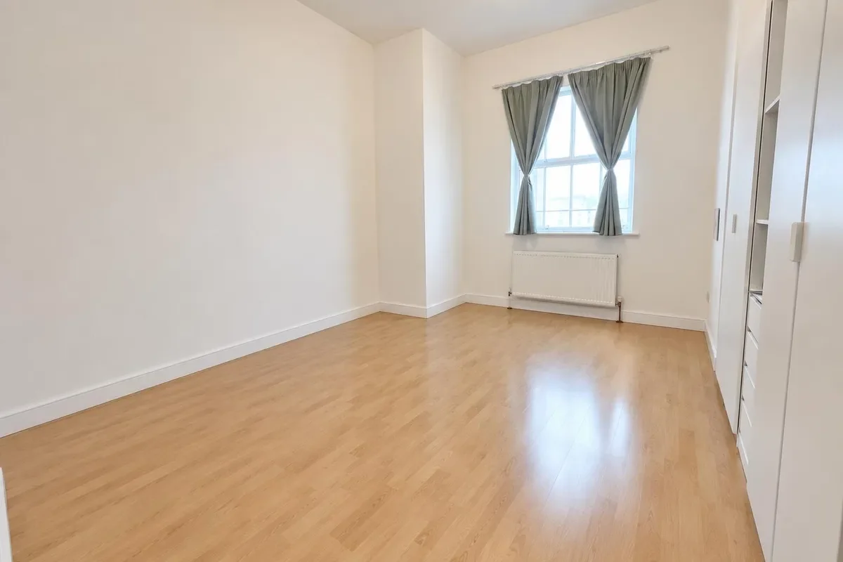 Flat Eversfield Place in St Leonards