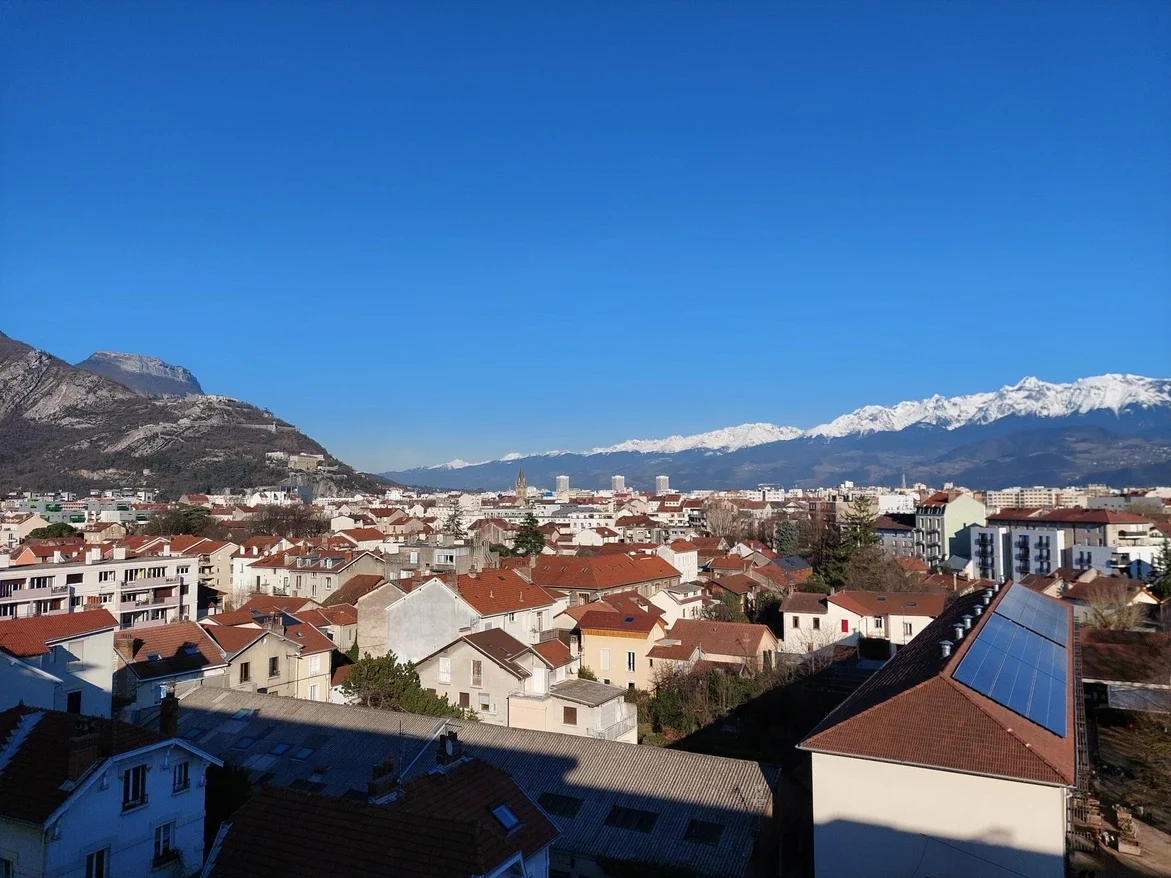 Flat Rue Ampère in Grenoble