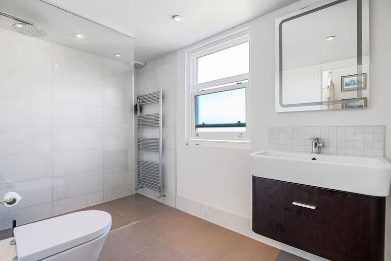 Room Tasman Road in Greater London