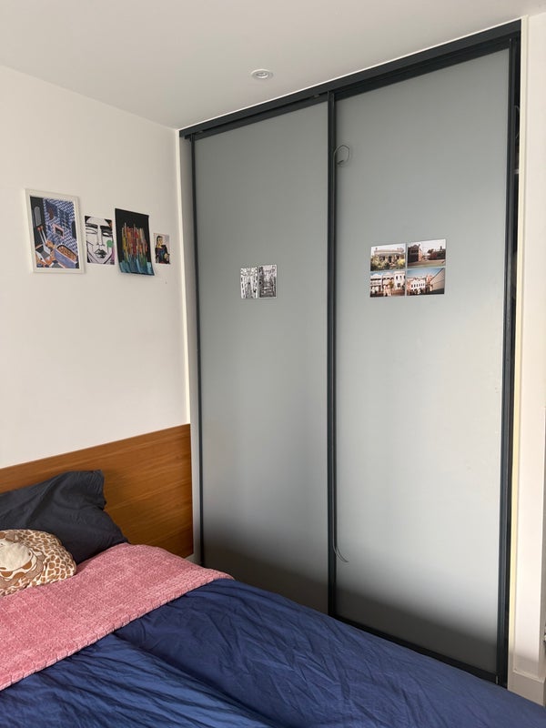 Room Wenlock Road in Greater London