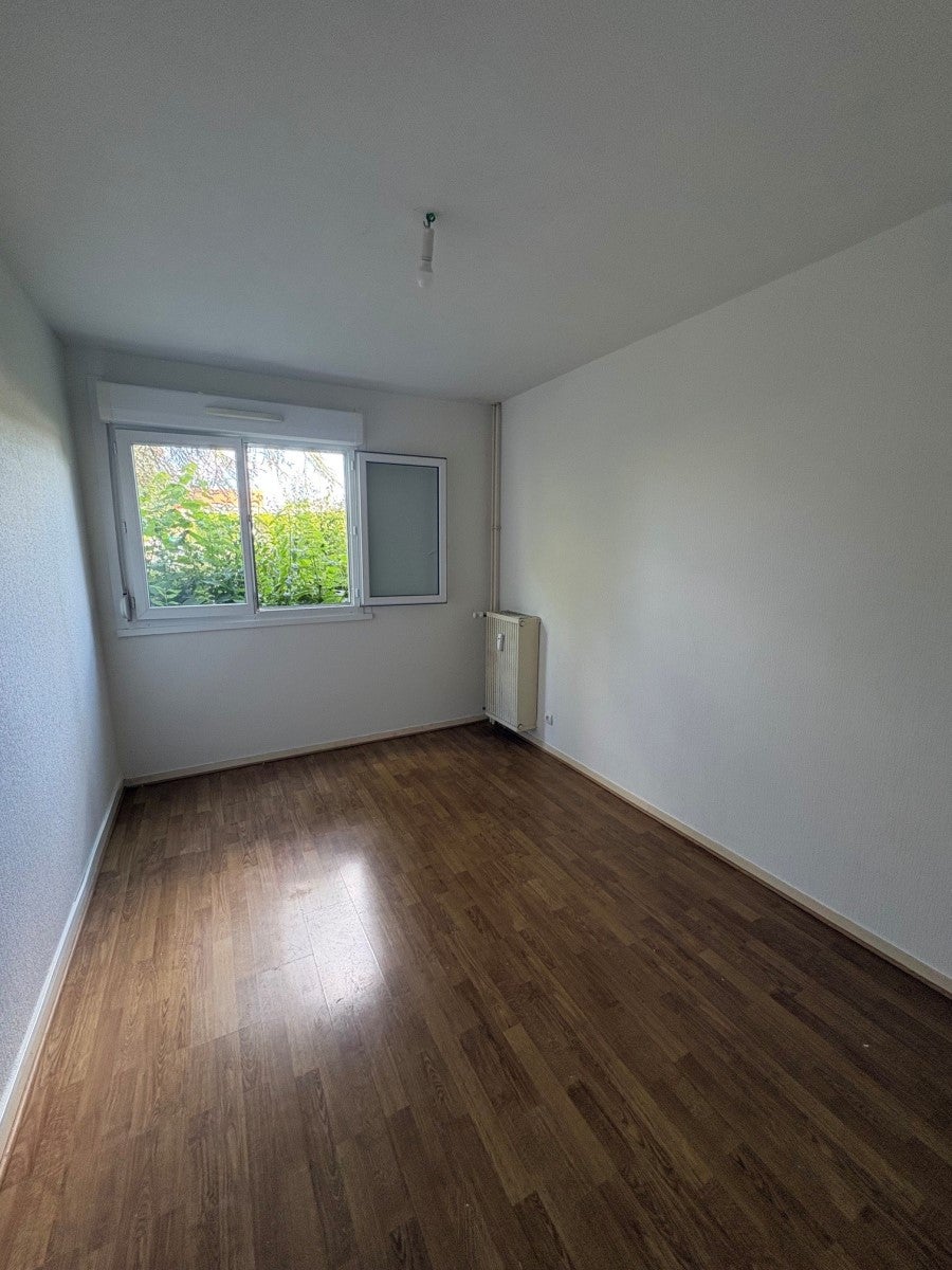 Flat Rue des Murgers in Mirebeau-sur-Bèze