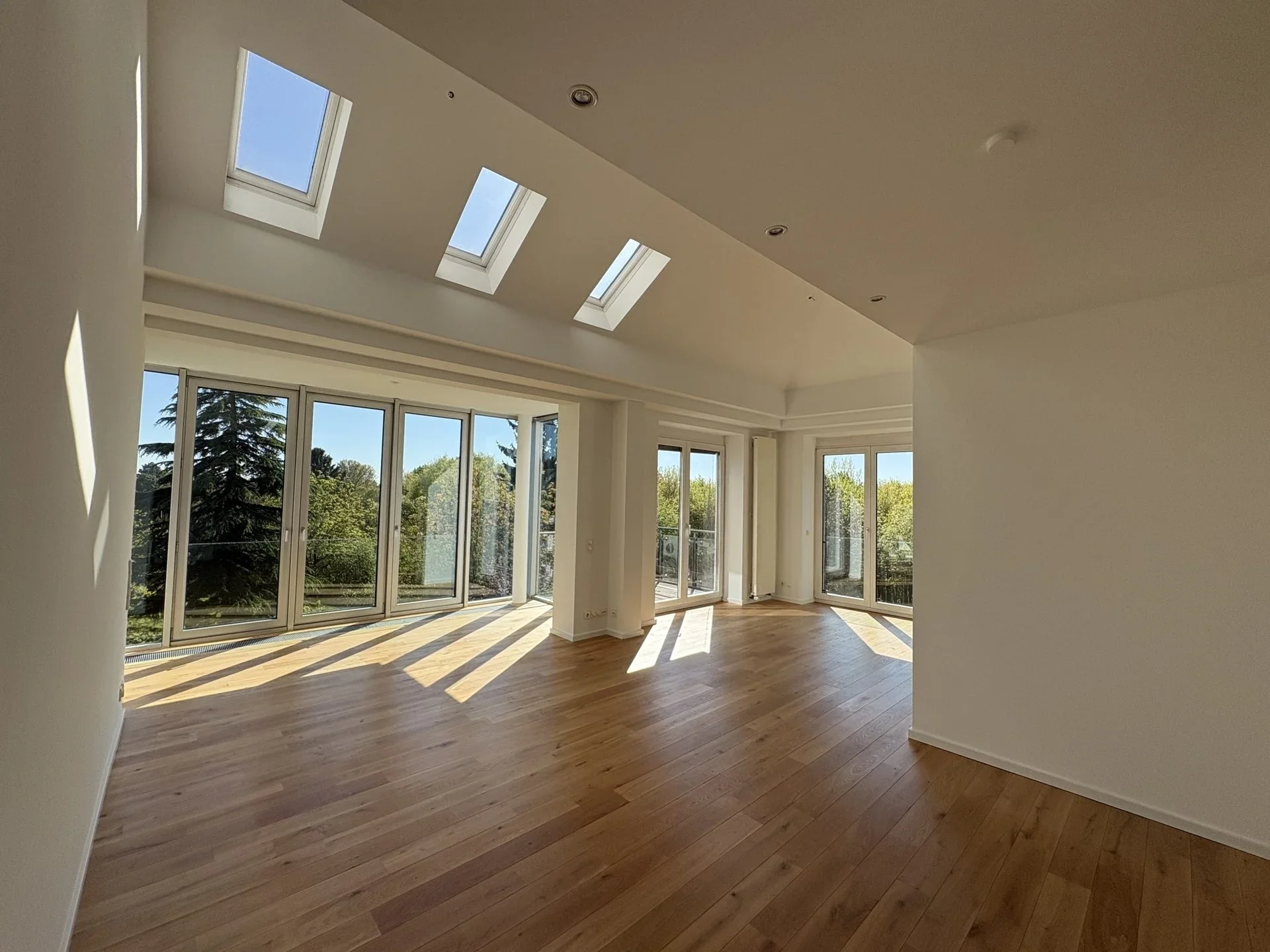 Wohnung Zeppenheimer Weg in Düsseldorf