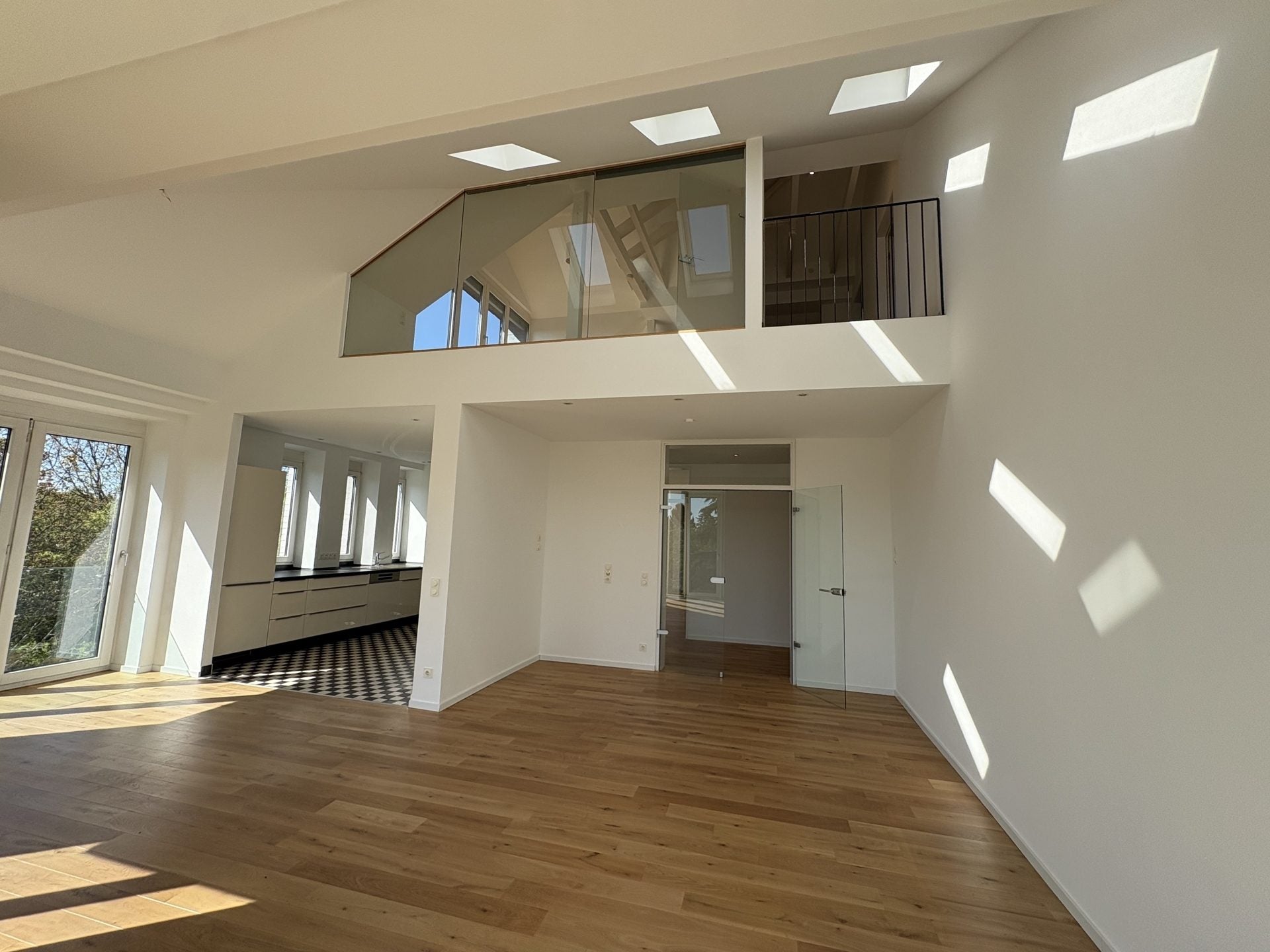 Wohnung Zeppenheimer Weg in Düsseldorf