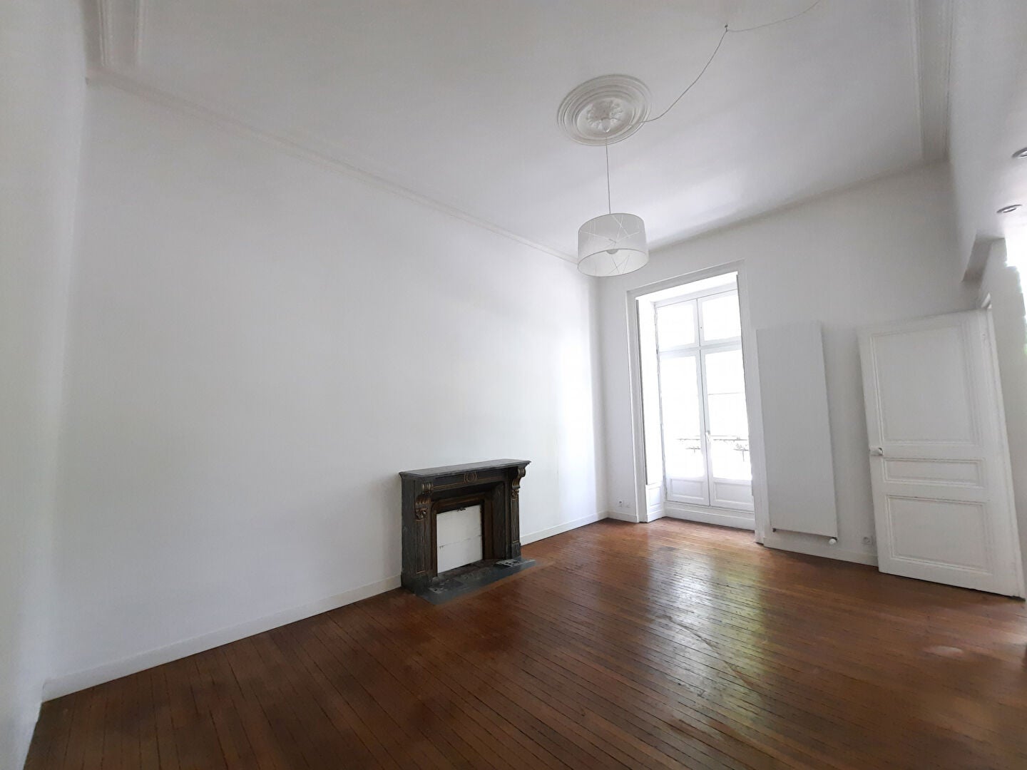 Appartement Rue des Bruyères à Fontguenand